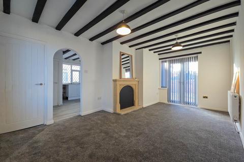 2 bedroom semi-detached house to rent, Royal Bank Road, Blackpool