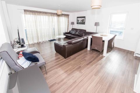 3 bedroom apartment for sale - London Road, Wallington, Surrey
