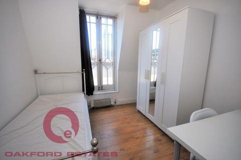 3 bedroom apartment to rent, Prince Regent Mews, Euston, London NW1