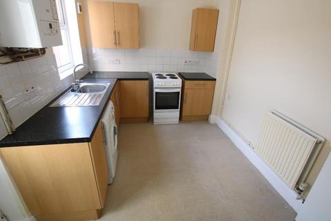 4 bedroom terraced house to rent, Shobnall Street, Burton-On-Trent, DE14