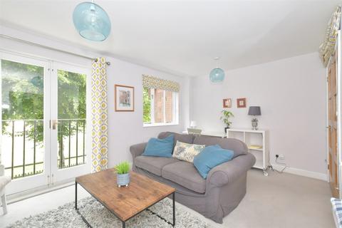 3 bedroom townhouse for sale, Penfolds Place, Arundel, West Sussex
