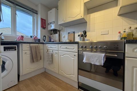 1 bedroom flat to rent, Samuel Close,  London , SE14