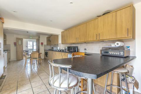 6 bedroom detached house for sale - Bicester,  Oxfordshire,  OX26