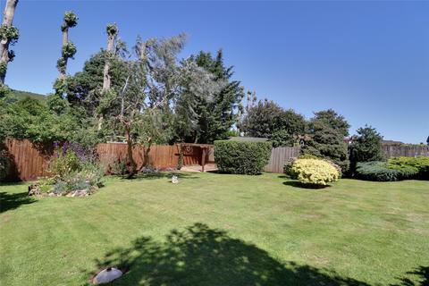10 Home Meadow, Minehead, TA24 8UE