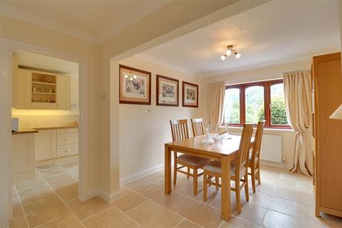 10 Home Meadow, Minehead, TA24 8UE