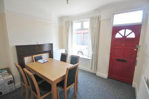 3 bedroom terraced house to rent, Minehead Street, Leicester, LE3, Western Park