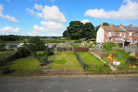 3 bedroom terraced house to rent, John Street, Skelton