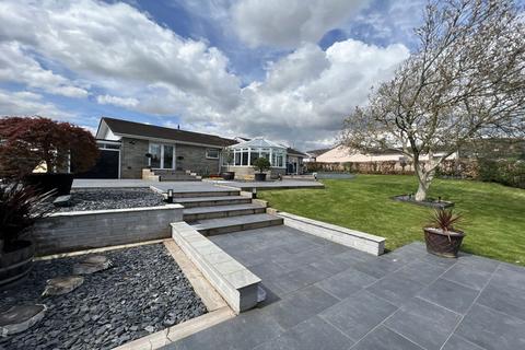 4 bedroom detached bungalow for sale - Cresta Road, Abergavenny, NP7