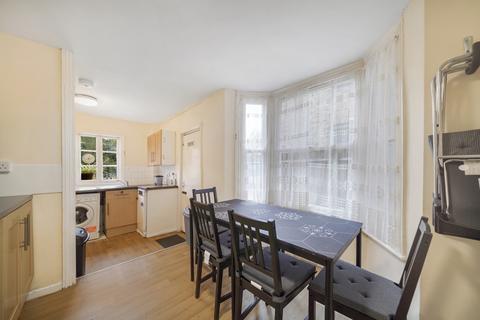 6 bedroom house to rent, Fairbridge Road, Archway