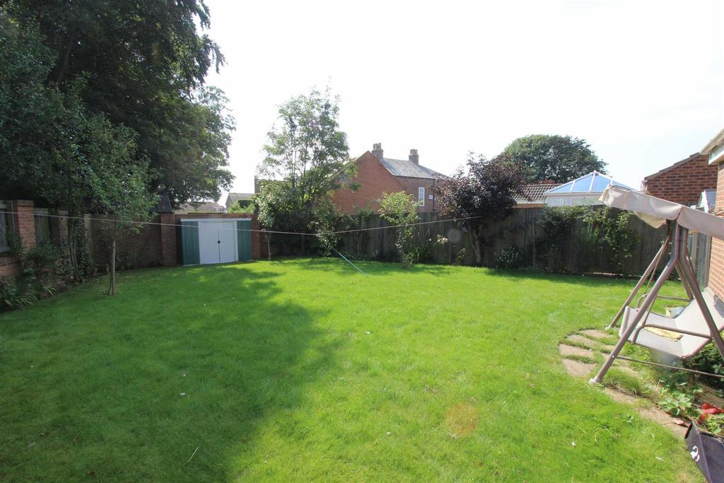 West Crayke, Bridlington 2 bed detached bungalow for sale £182,950