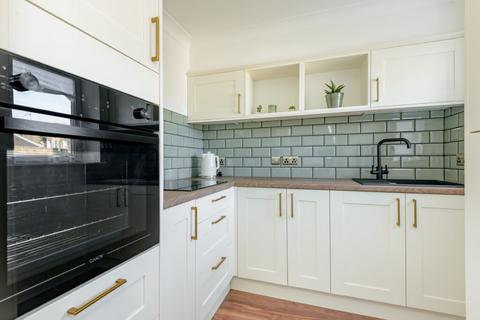 undefined, 36 Homeroyal House, 2 Chalmers Crescent, Newington, EH9 1TP