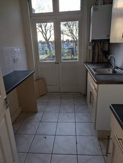 1 bedroom flat to rent, Warrior Square North, Southend-on-Sea, SS1