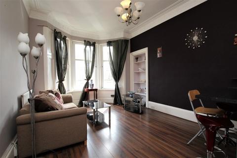 2 bedroom flat to rent, Lawrence Street, Flat 2/2, Dowanhill, Glasgow, G11 5HQ