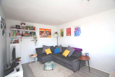 1 bedroom flat to rent, St. Mark's Hill, Surbiton KT6