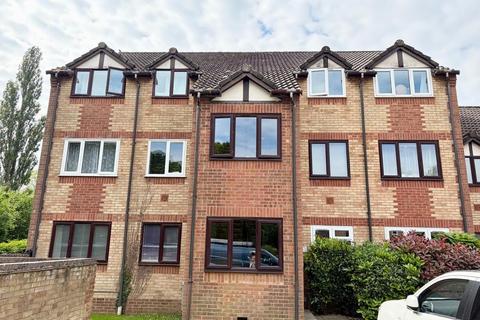 2 bedroom flat to rent, Broome Way, Banbury OX16
