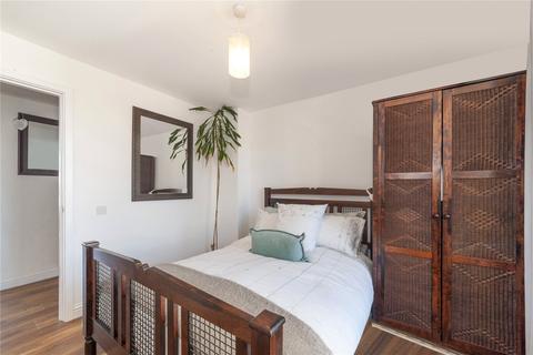 undefined, Nova Court West, 4 Yabsley Street, London