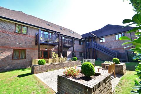 2 bedroom apartment for sale - London Road, East Grinstead, West Sussex, RH19