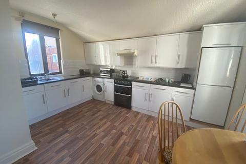 1 bedroom in a house share to rent, New Hall Lane Preston PR1 4DX