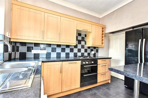 3 bedroom terraced house for sale, Thorpe Road, Pudsey, West Yorkshire