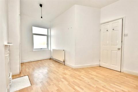 3 bedroom terraced house for sale, Thorpe Road, Pudsey, West Yorkshire