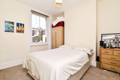 3 bedroom flat to rent, Charleston Street, Elephant and Castle, London