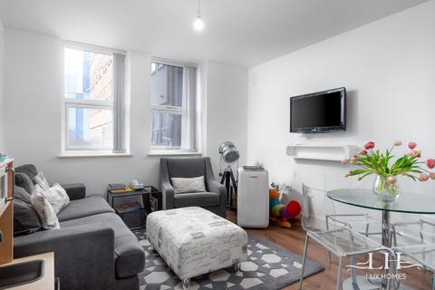 2 bedroom flat for sale, Verve Apartments, Romford