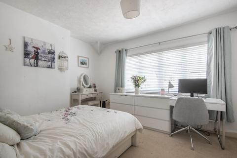51 Cline Road, Guildford, GU1 3ND