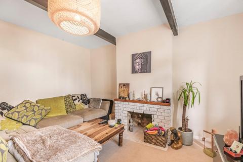 12 Pentreath Avenue, Guildford, GU2 7TA