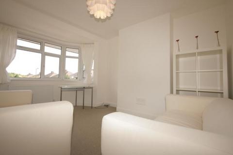 2 bedroom flat to rent, Yarborough Road, London SW19