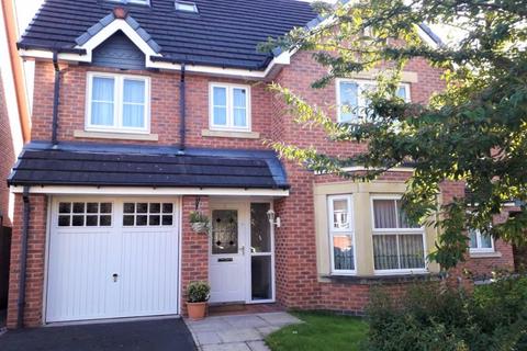 4 bedroom detached house to rent, Greenwood Place, Manchester