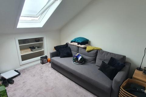 4 bedroom duplex to rent, Elmbank Road, Kittybrewster, Aberdeen, AB24