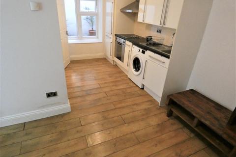 1 bedroom flat to rent, Cannon street road, London E1