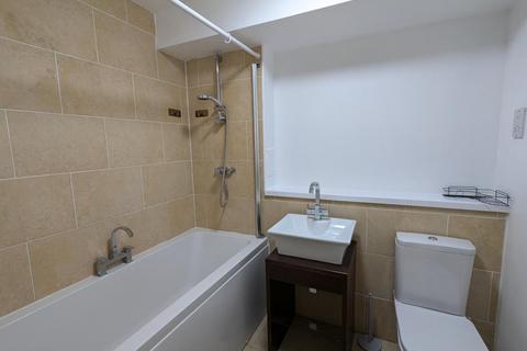 2 bedroom flat to rent, Summer Street, City Centre, Aberdeen, AB10
