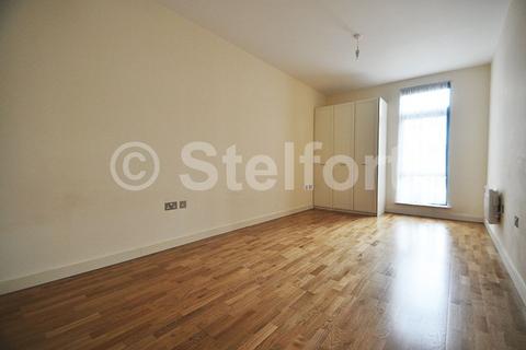 2 bedroom apartment to rent, Axminster Road, London, N7
