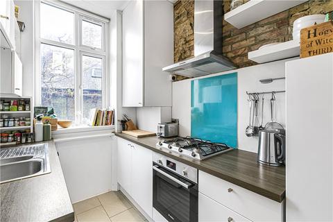 2 bedroom apartment to rent, Upper Richmond Road, Putney, SW15