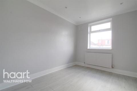 2 bedroom flat to rent, Fulbourne Road, Walthamstow