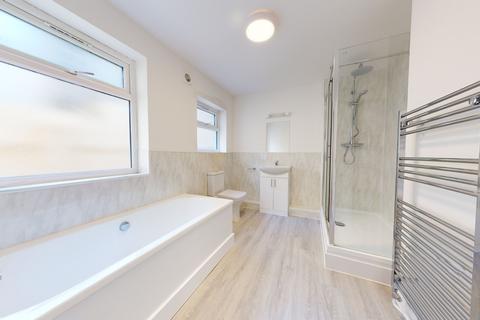 3 bedroom ground floor maisonette to rent, Lower Market street, Hove, BN3