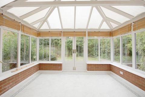 4 bedroom detached house to rent, Saturn Croft, Warfield