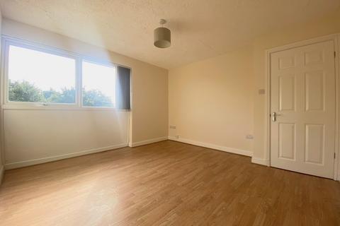 1 bedroom flat to rent - The Precinct, Fontenaye Road, B79 8JT
