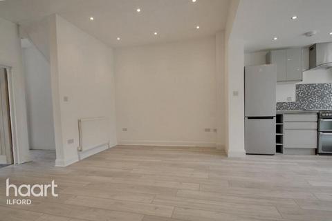 2 bedroom flat to rent, Vernon Road, Ilford