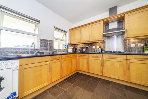 2 bedroom apartment for sale - Willow Lodge, Cedars Road, SW4