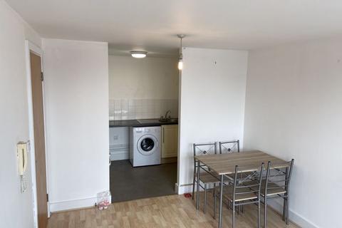 1 bedroom apartment to rent, London Road City Centre L3