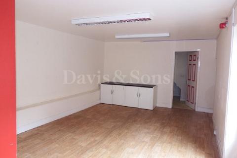 Shop to rent, George Street, Town Centre, Pontypool. NP4 6LR