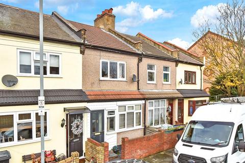 3 bedroom terraced house for sale, Railway Street, Romford, Essex