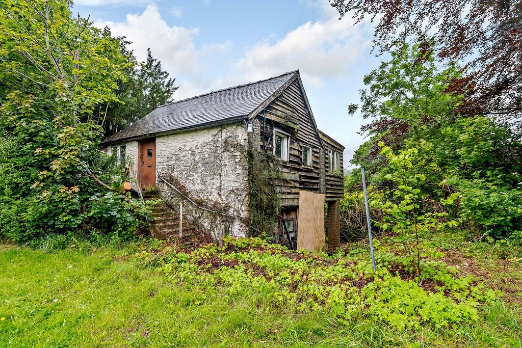 Beguildy, Knighton, Powys 2 bed property with land £275,000