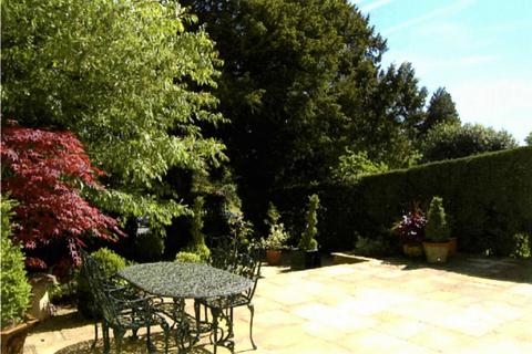 High Path Blackheath Lane, Blackheath, Guildford, GU4 8QU