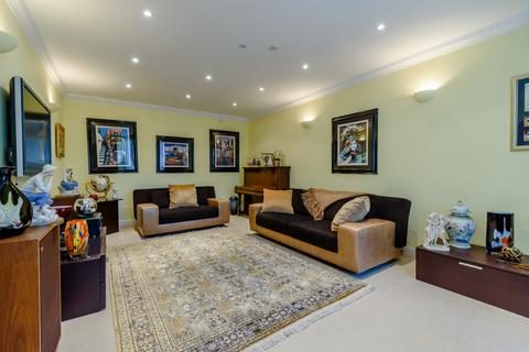 5 bedroom detached house for sale, Kewferry Drive, Northwood HA6