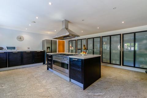 5 bedroom detached house for sale, Kewferry Drive, Northwood HA6
