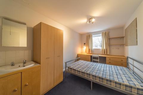 1 bedroom in a house share to rent - Norfolk Park Village, Norfolk Park, Sheffield, S2