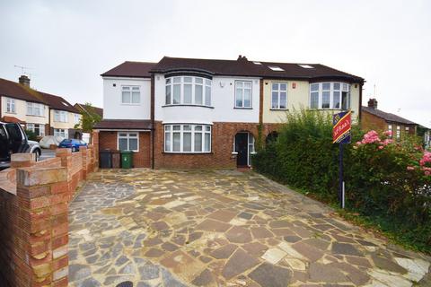 4 bedroom semi-detached house to rent, The Avenue , Highams Park, London. E4 9RD